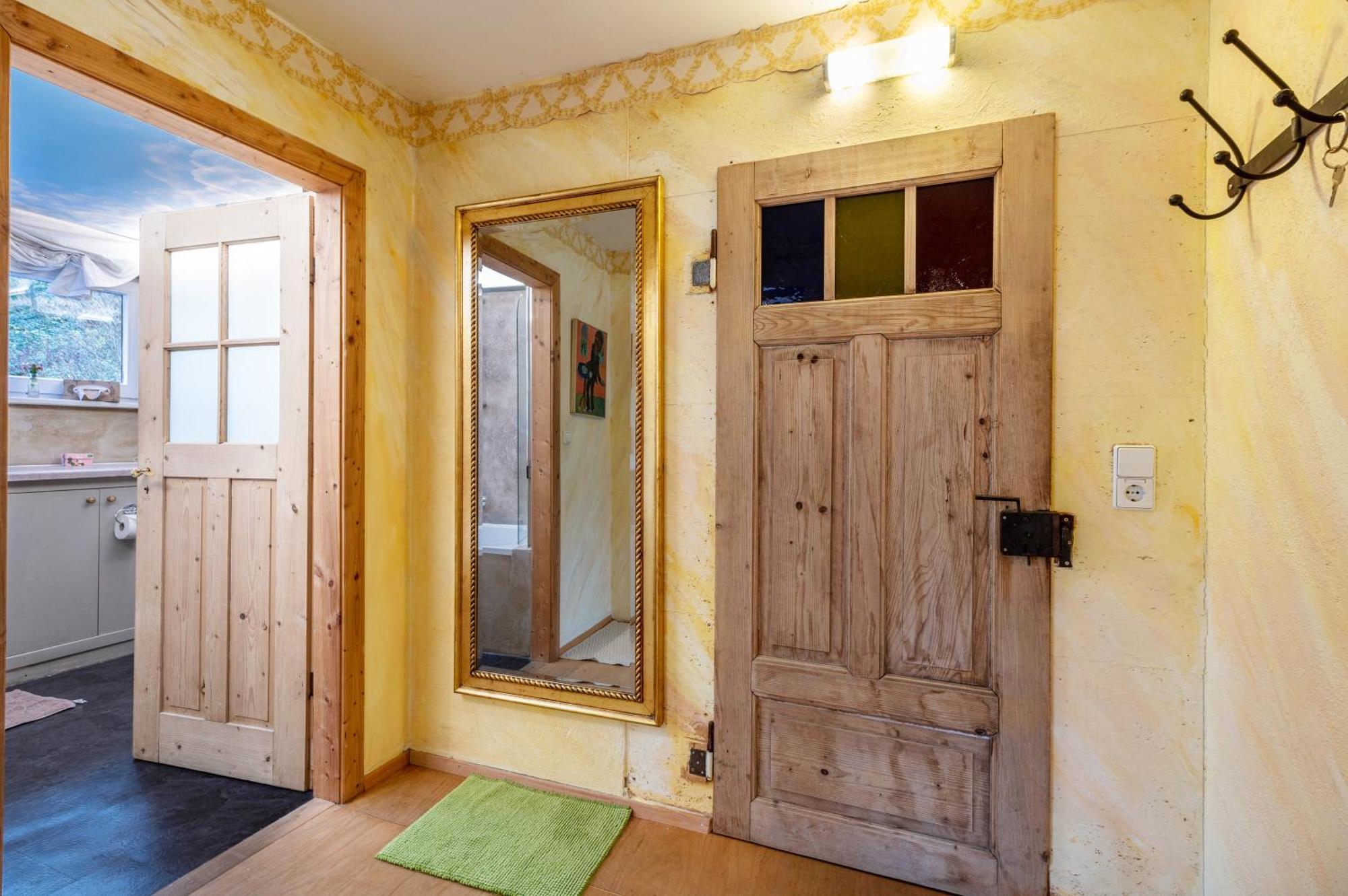 Haus Der Malerin Andrea Gawaz Apartment Mullheim  Ngoại thất bức ảnh